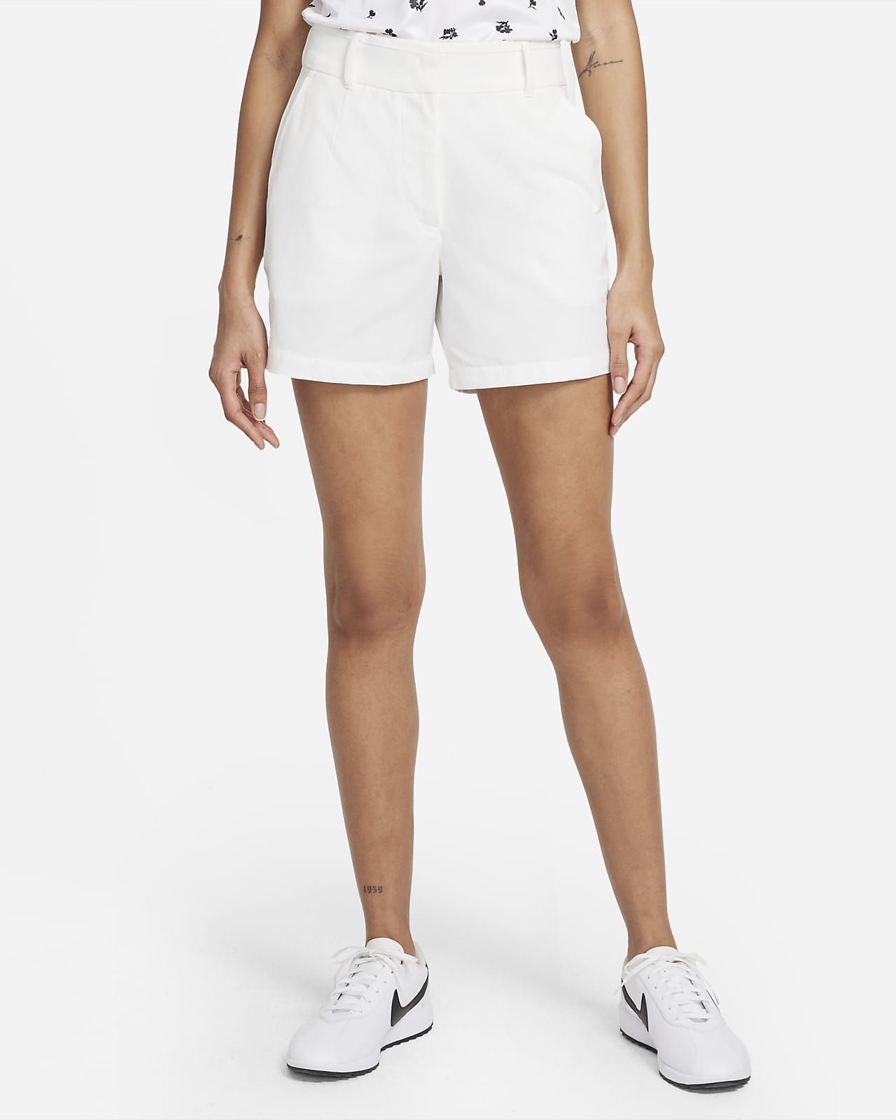 Nike Dri-FIT Victory Women's 13cm Golf Shorts. Nike LU