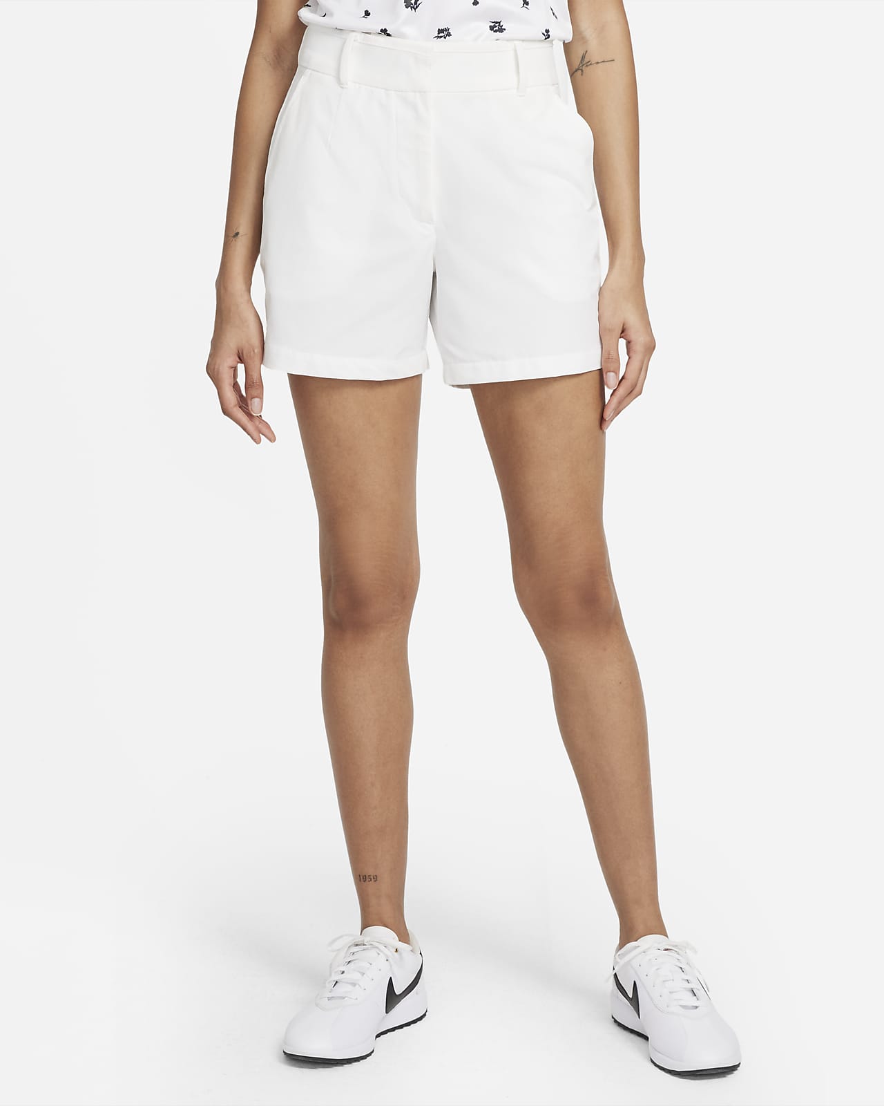 fitted golf shorts