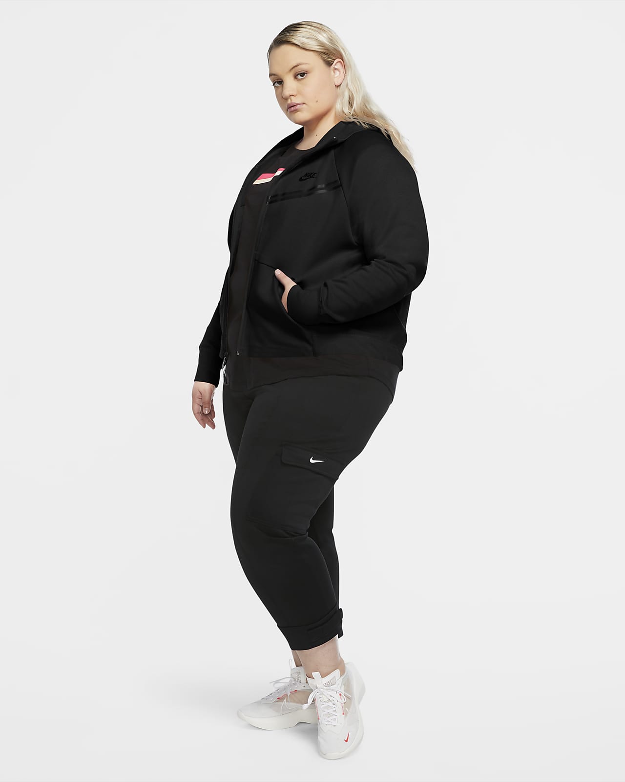 Nike Sportswear Tech Fleece Windrunner hettejakke med hel Nike Sportswear Windrunner Tech Fleece hettegenser med hel