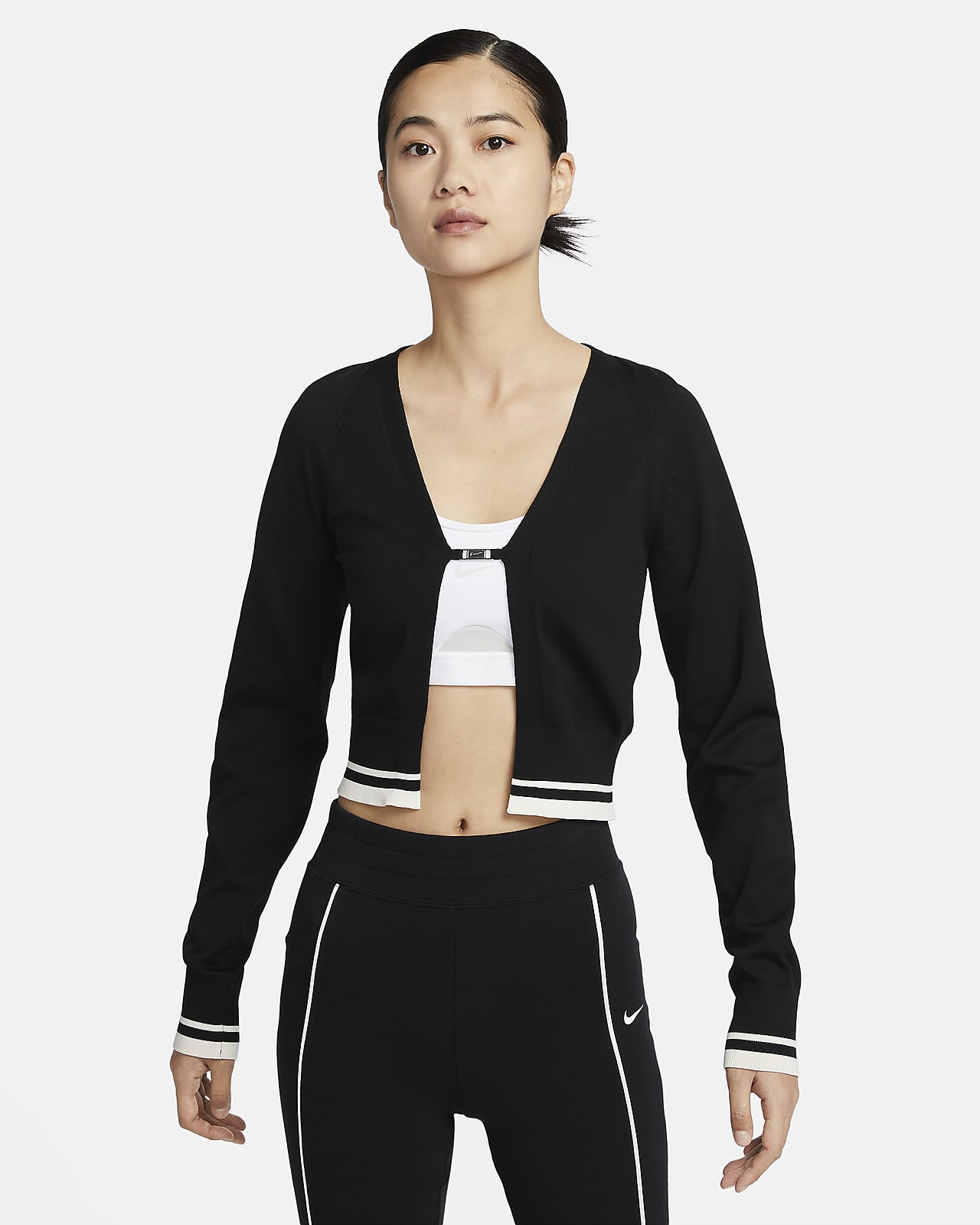 เสื้อคาร์ดิแกนถักแขนยาวผู้หญิง Nike Sportswear
