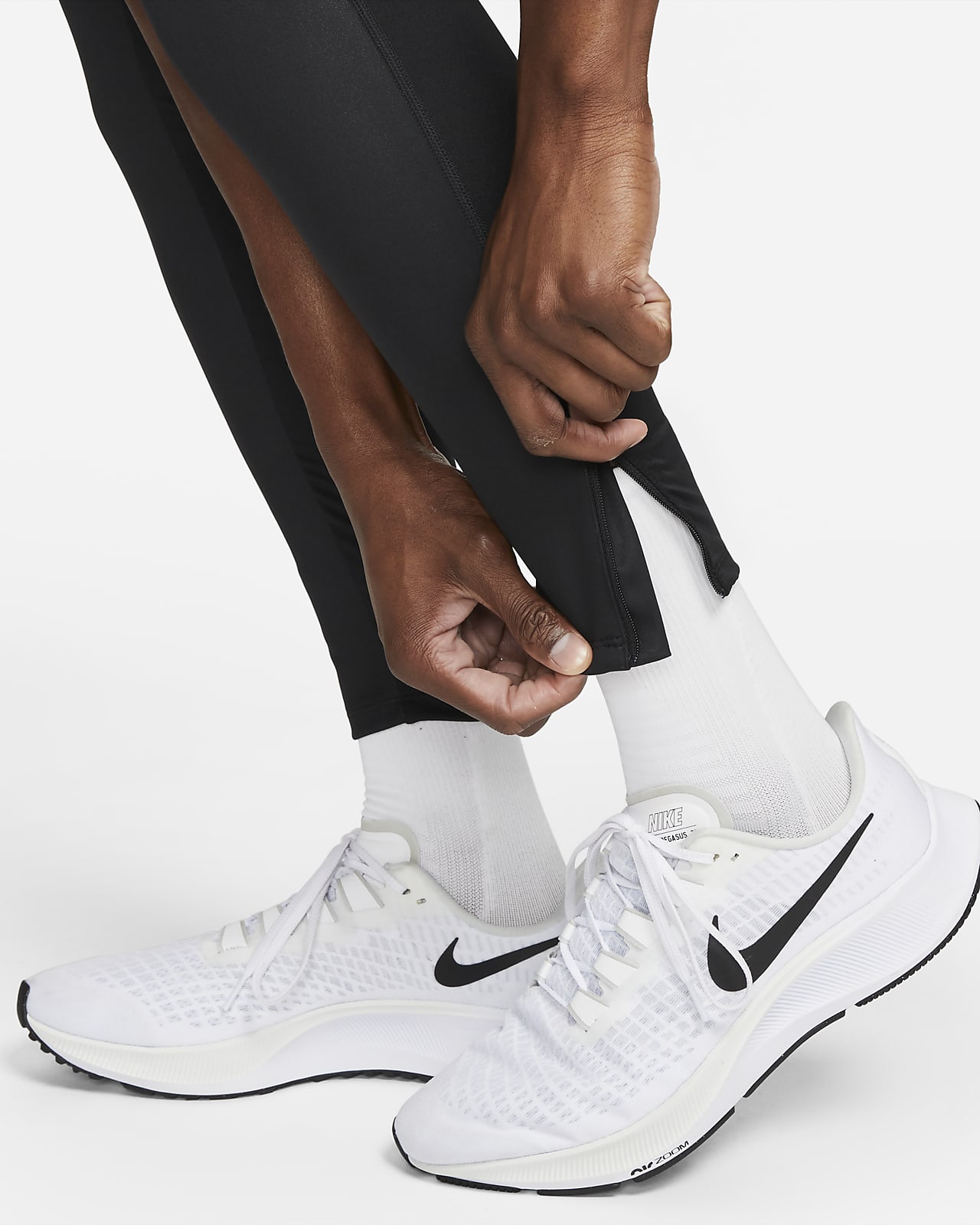Nike Men Phenom Elite Running Tights (Large, Black) : : Clothing,  Shoes & Accessories