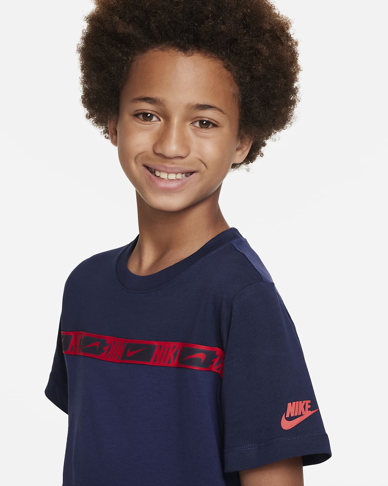 Nike Sportswear Older Kids' Short-Sleeve Top. Nike SA