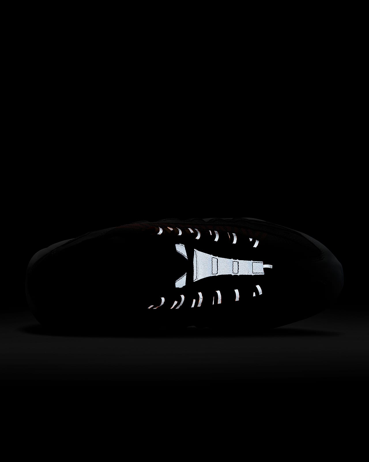 Nike x Kim Jones Air Max 95 Shoe. Nike.com