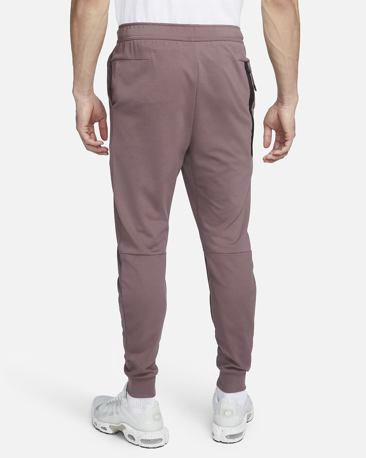 Nike sportswear tech sale fleece joggers plum chalk