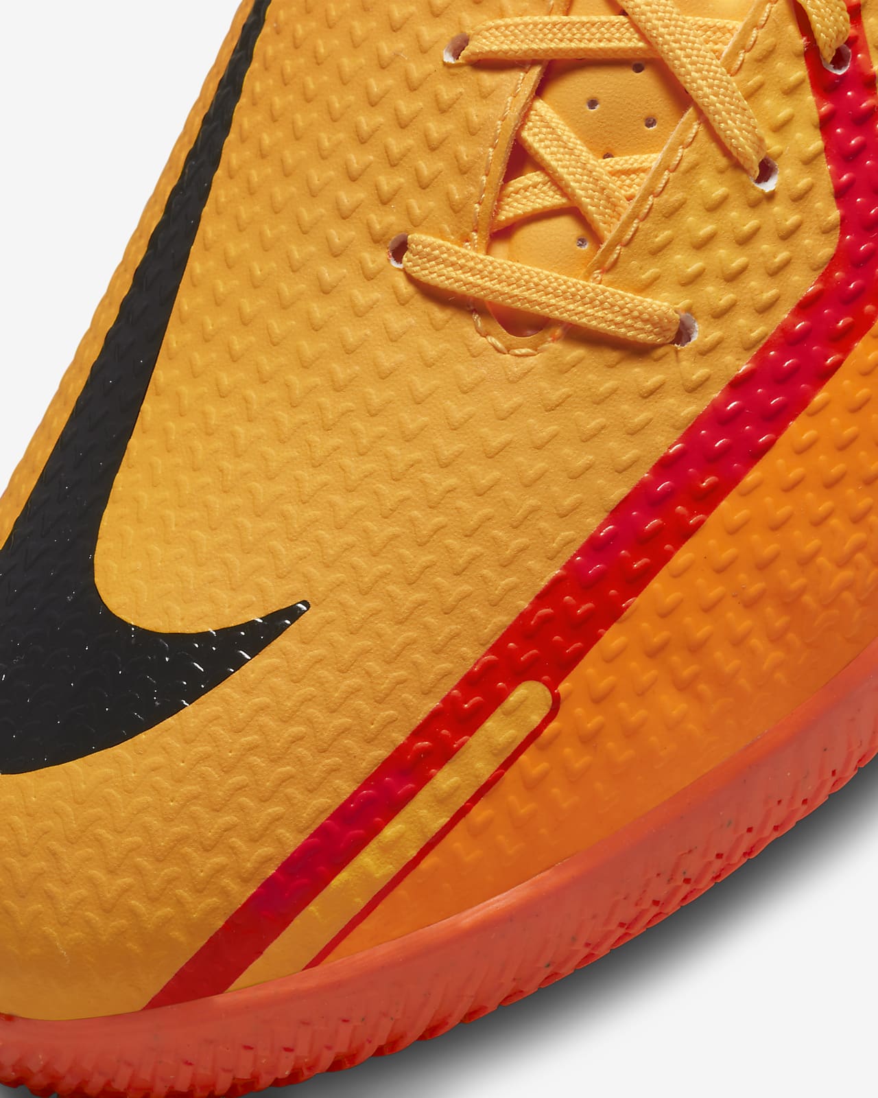 Nike Phantom GT2 Academy IC Fußballschuh für Hallen- und Hartplätze. Nike CH