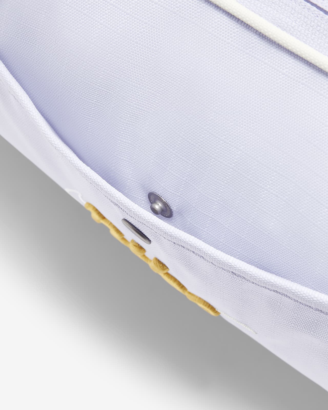 Nike Heritage Retro Duffel Bag (13L). Nike AE