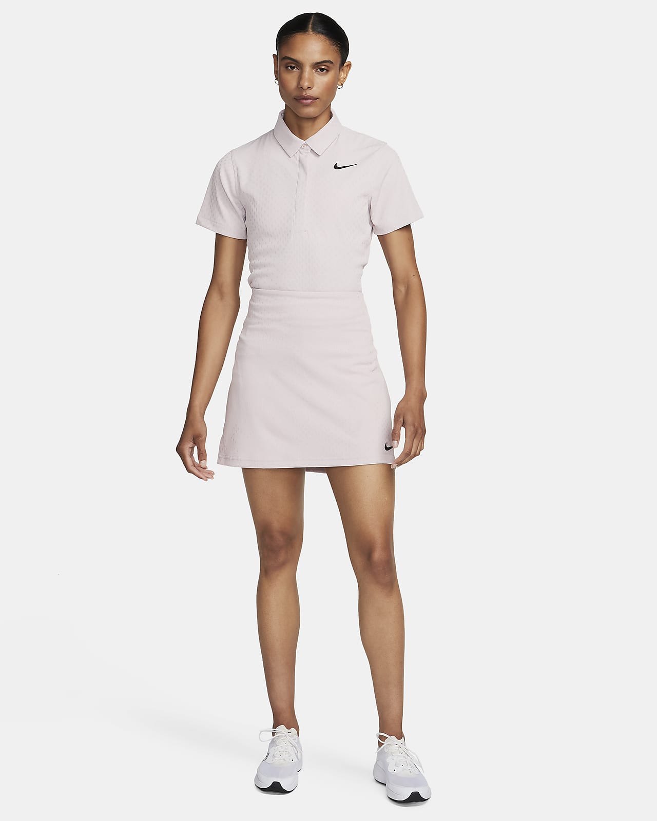 White nike golf store shirt