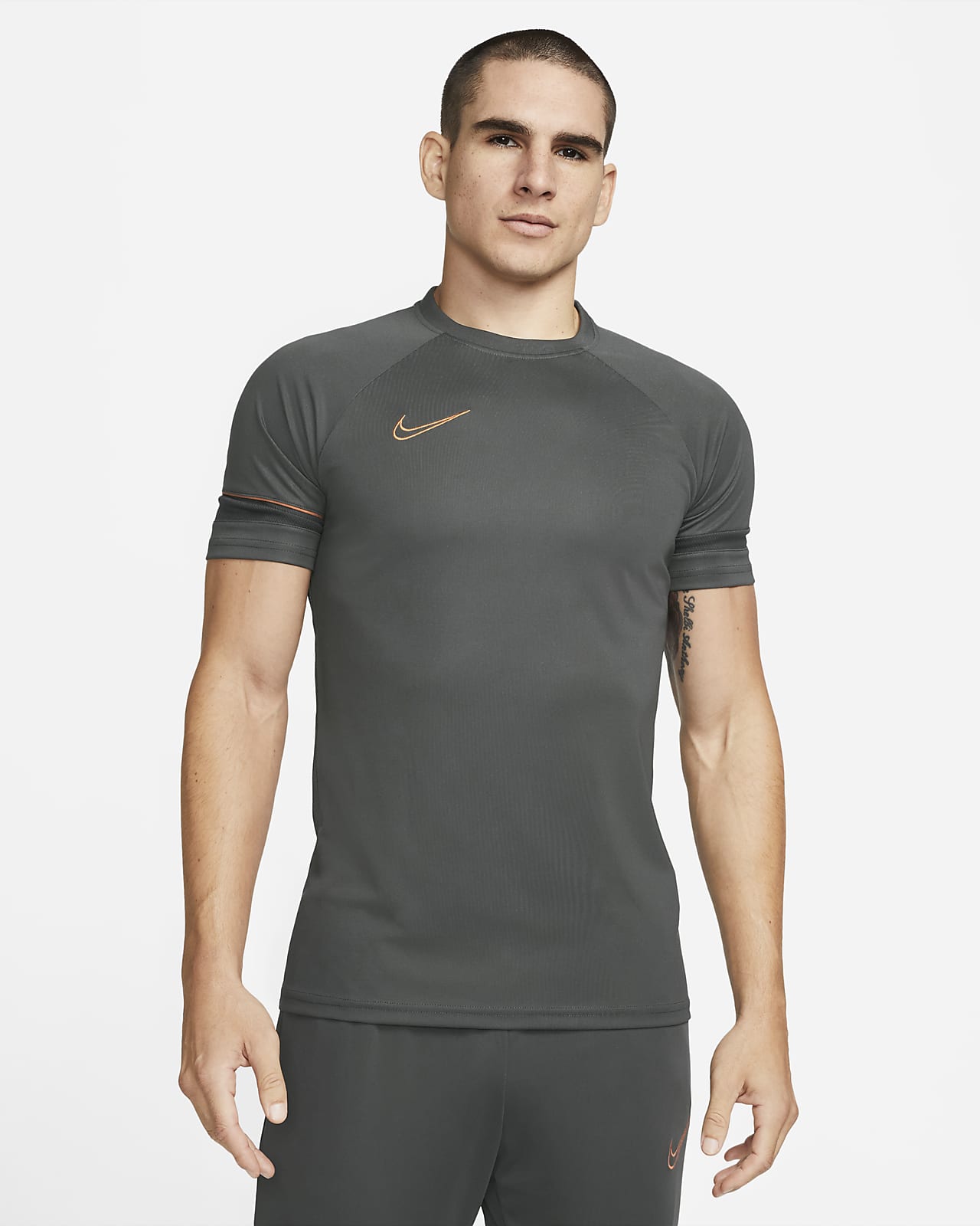 Intensivo pelota la seguridad Nike Dri-FIT Academy Camiseta de fútbol de manga corta - Hombre. Nike ES