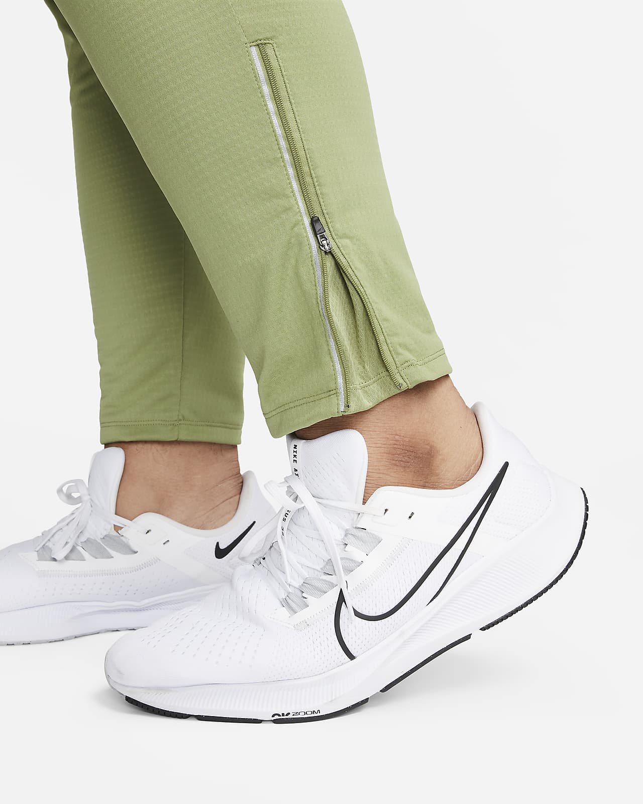 Nike Phenom Men's Dri-FIT Woven Running Trousers. Nike IE