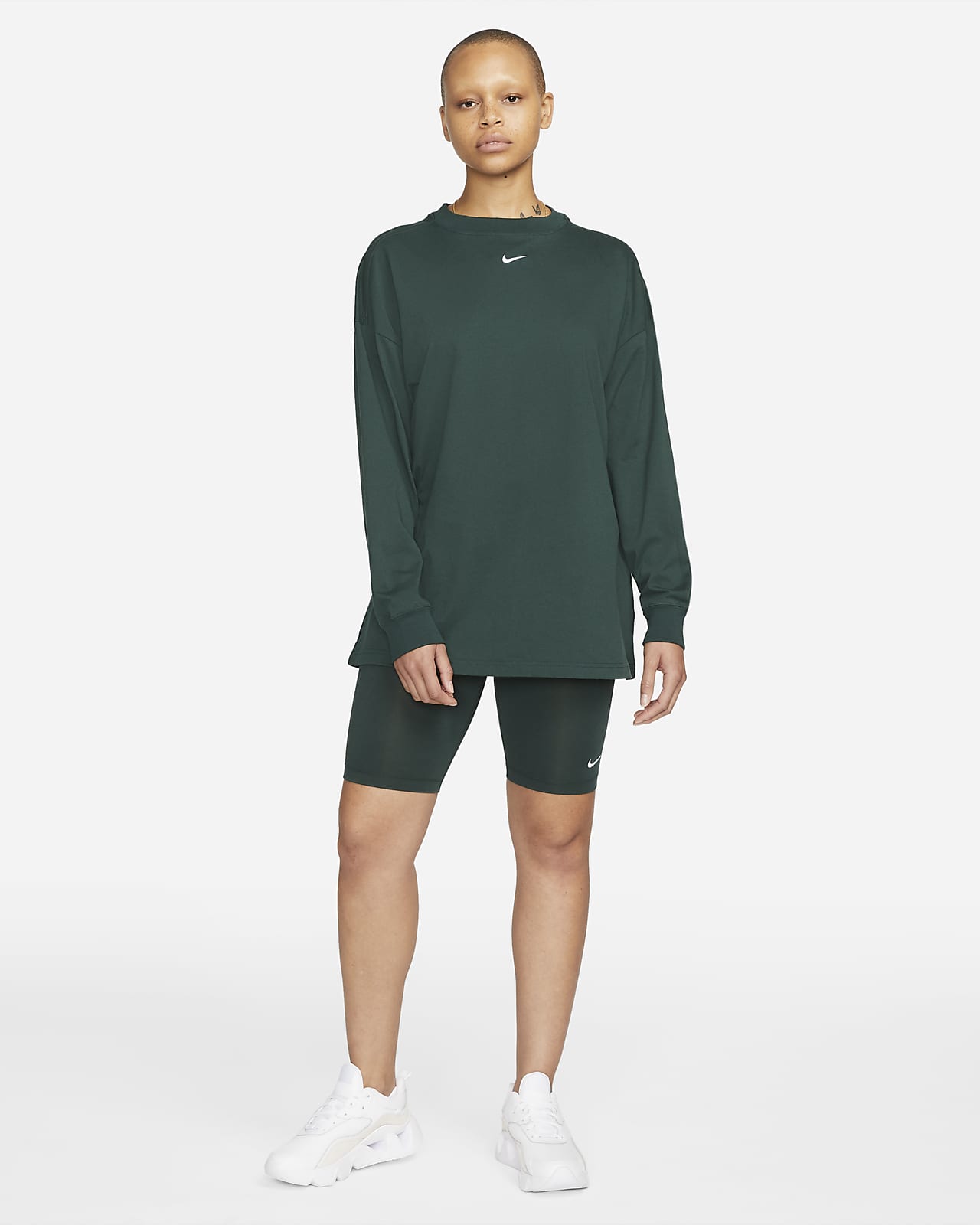 Essentials Women's Long-Sleeve T-Shirt, Dark Green, Small : :  Clothing, Shoes & Accessories