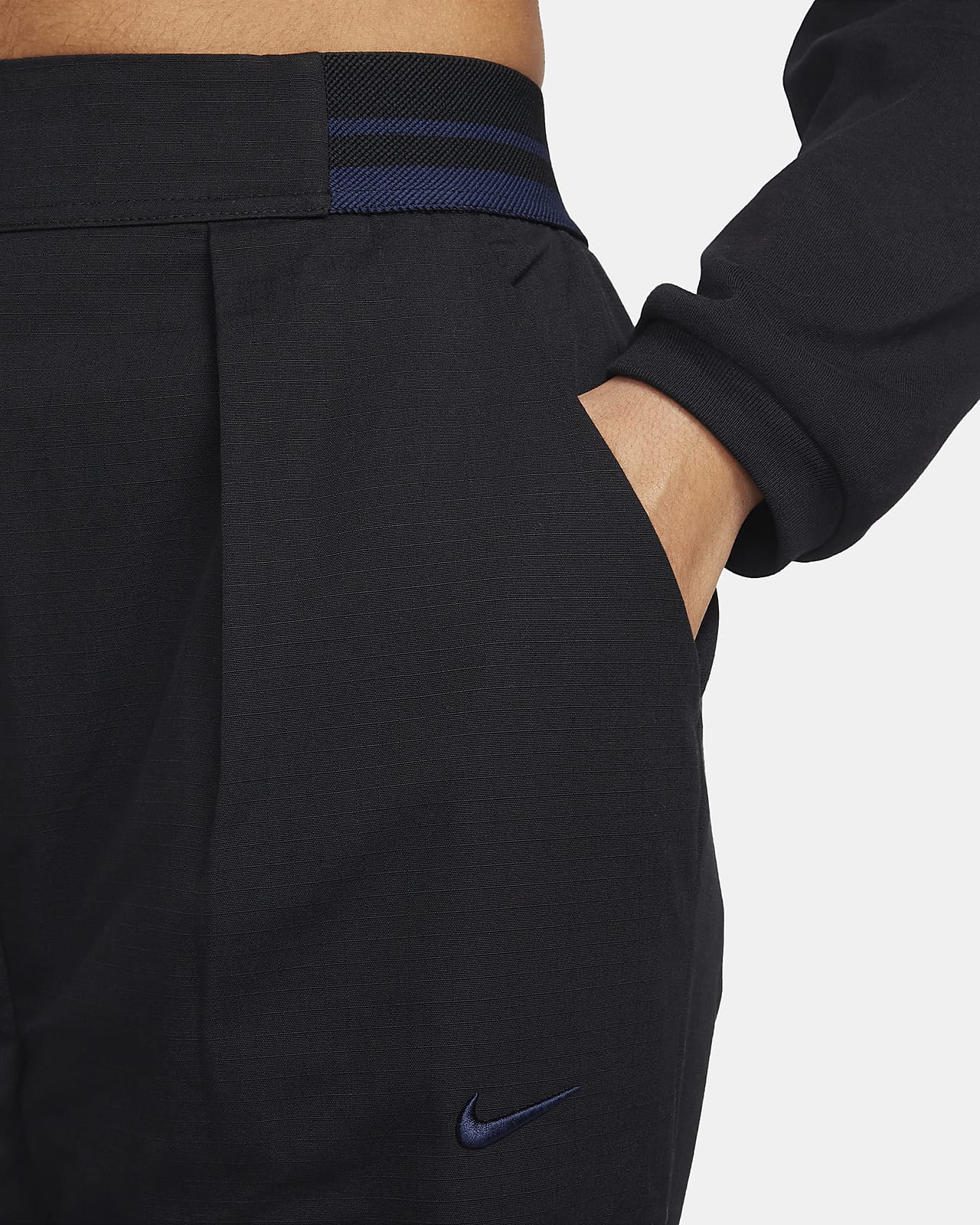 Nike Sportswear Essential Women's High-Rise Curve Pants (Medium