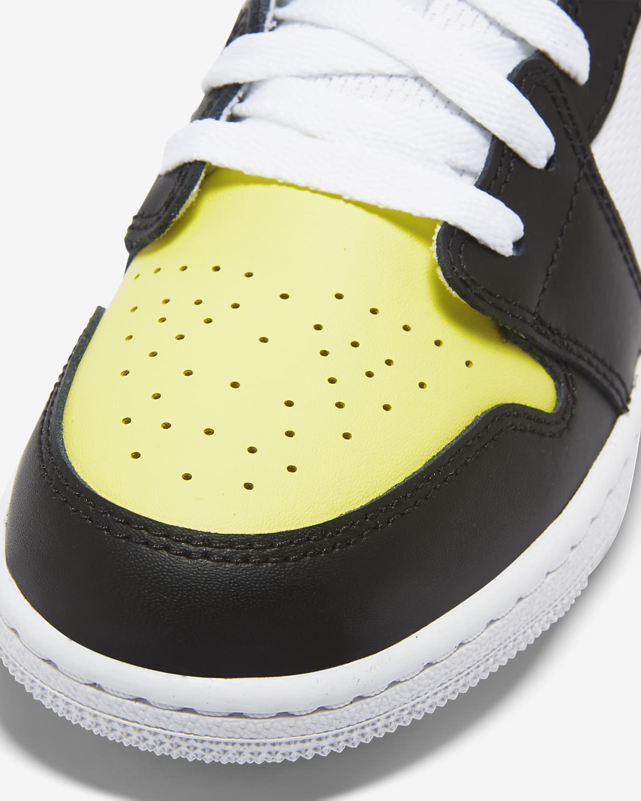 Air Jordan 1 Low Big Kids' Shoes. Nike JP