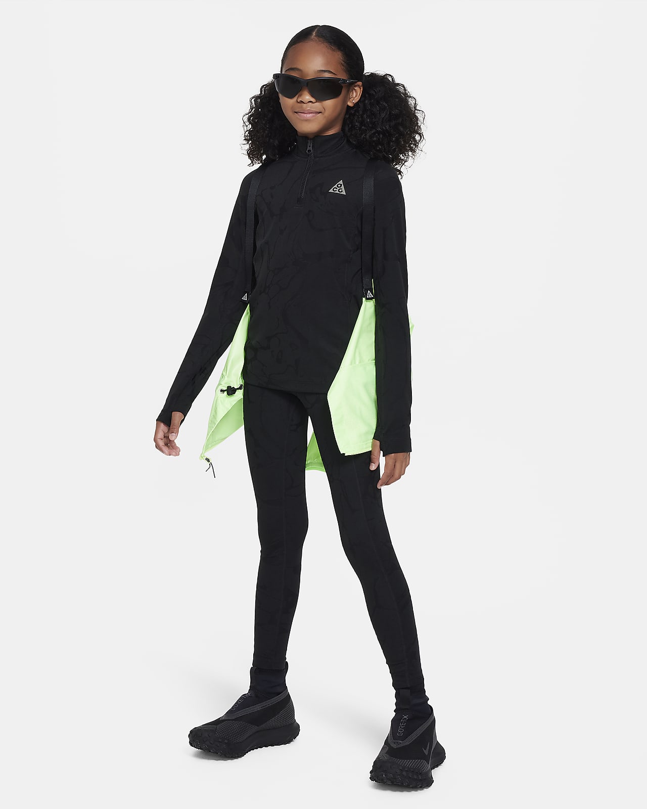 Nike ACG Therma-FIT Older Kids' (Girls') 1/4-Zip Long-Sleeve Top. Nike LU
