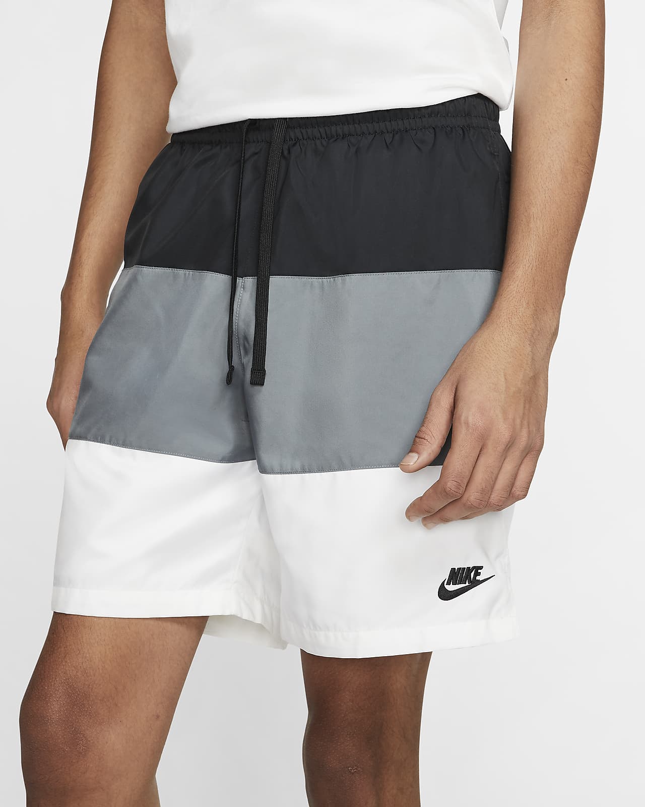 woven short nike