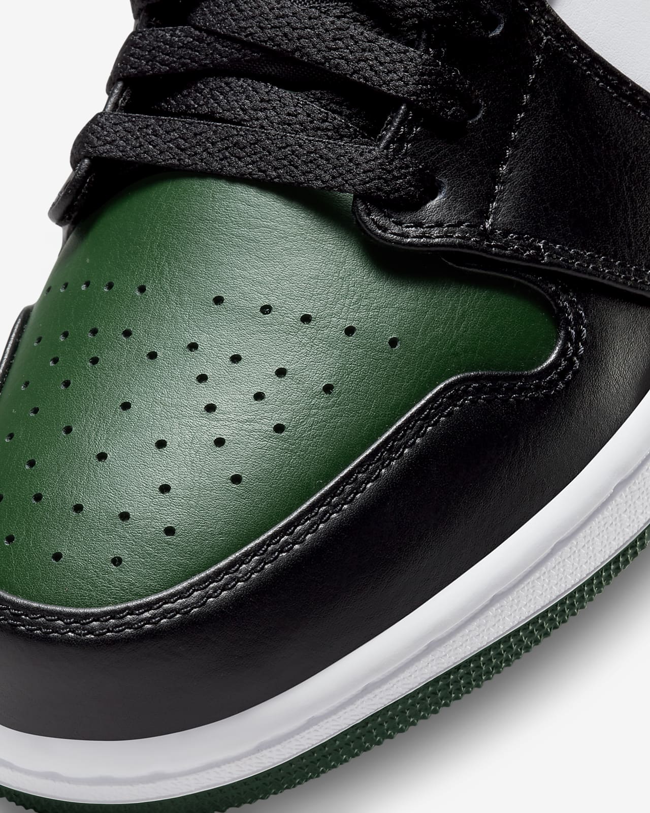 Air Jordan 1 Low Schoenen. Nike BE