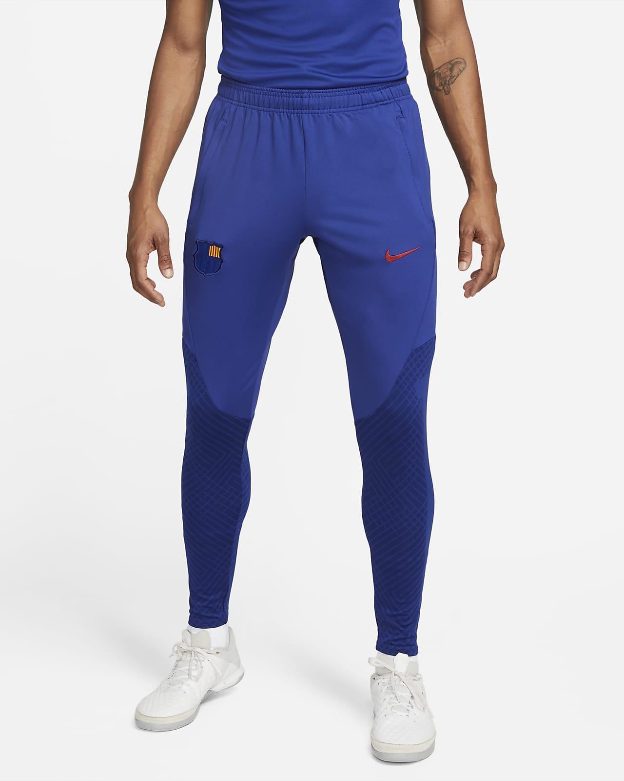 Barcelona Men's Nike Dri-FIT Football Pants. Nike LU