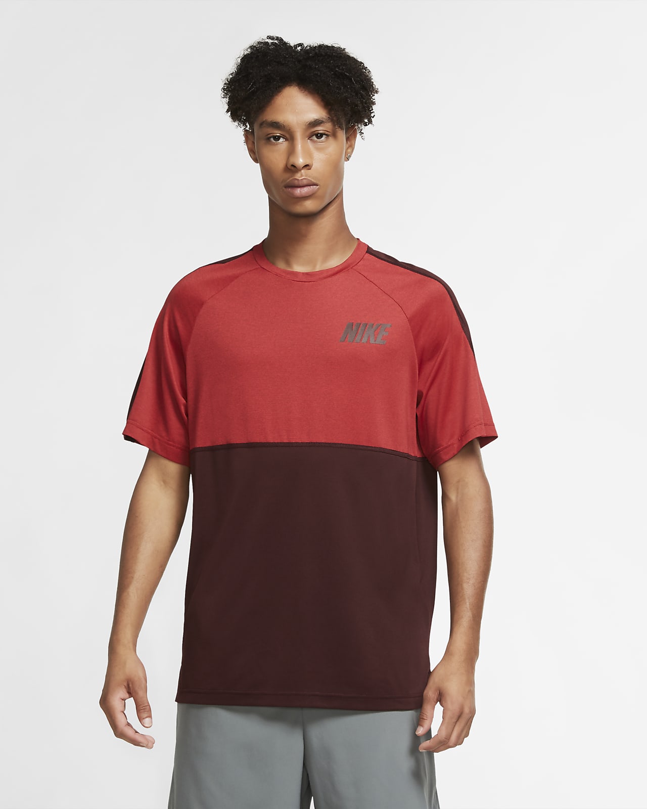 nike men's training t shirt