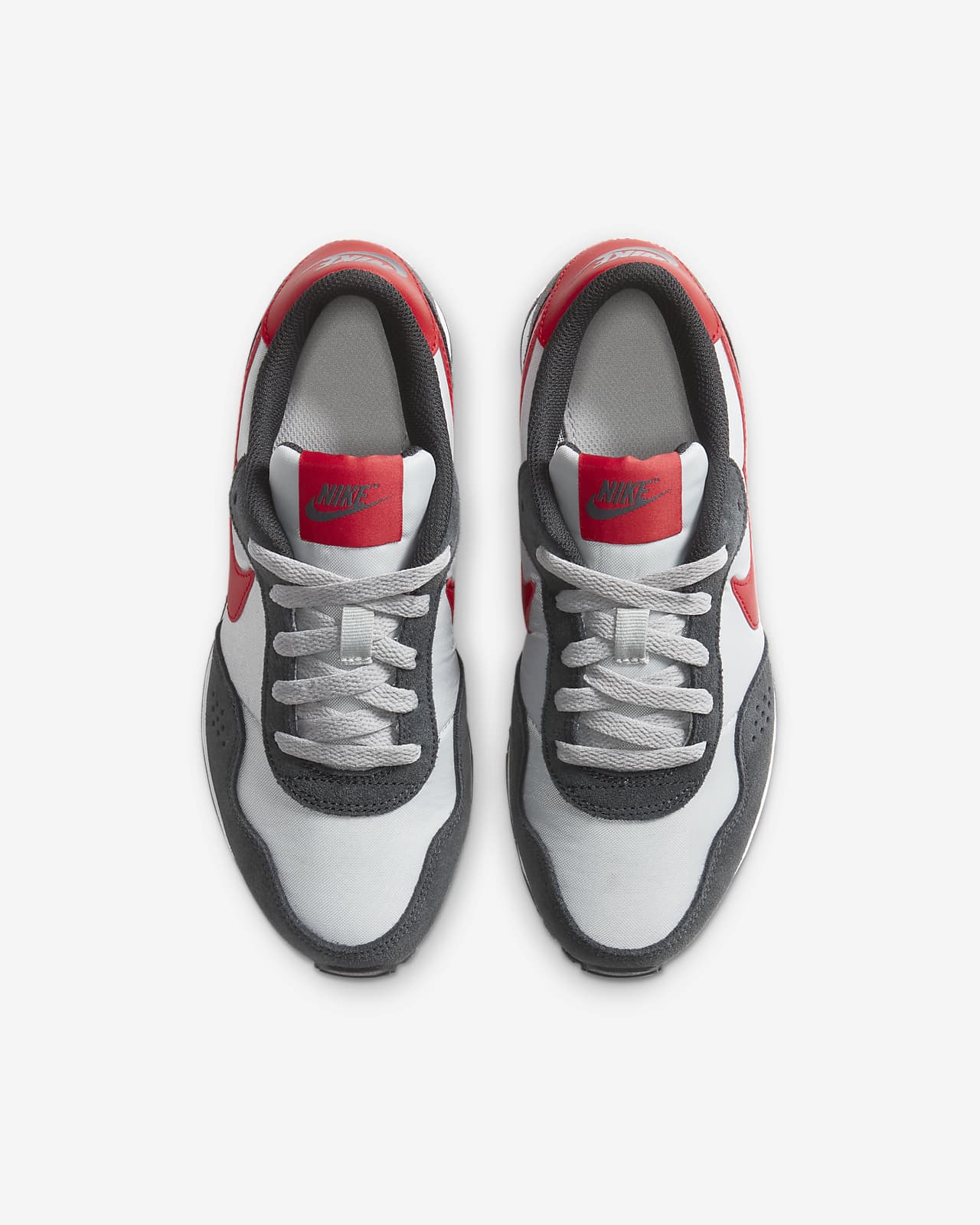nike valiant trainers womens