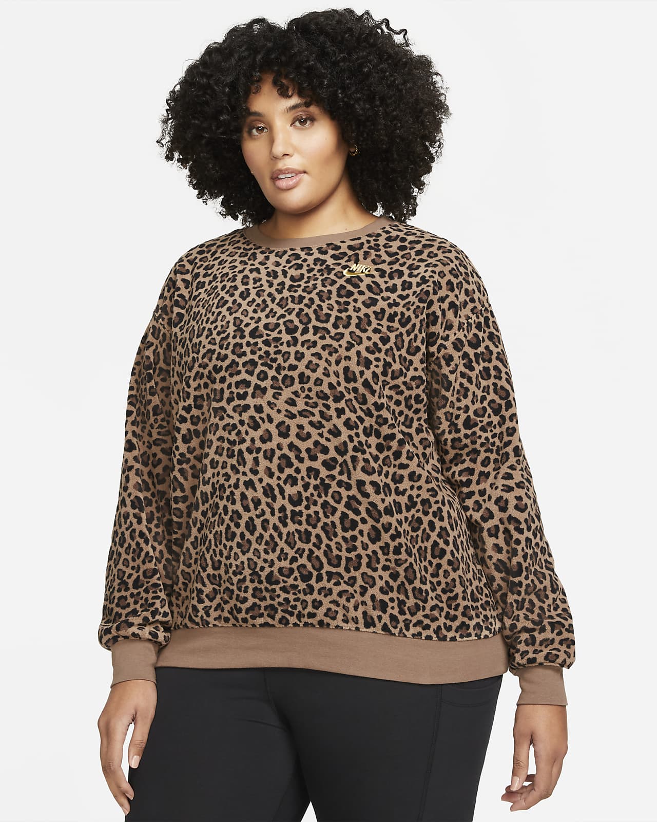 Nike Sportswear Fleeceshirt met ronde hals voor dames (Plus Size). Nike BE