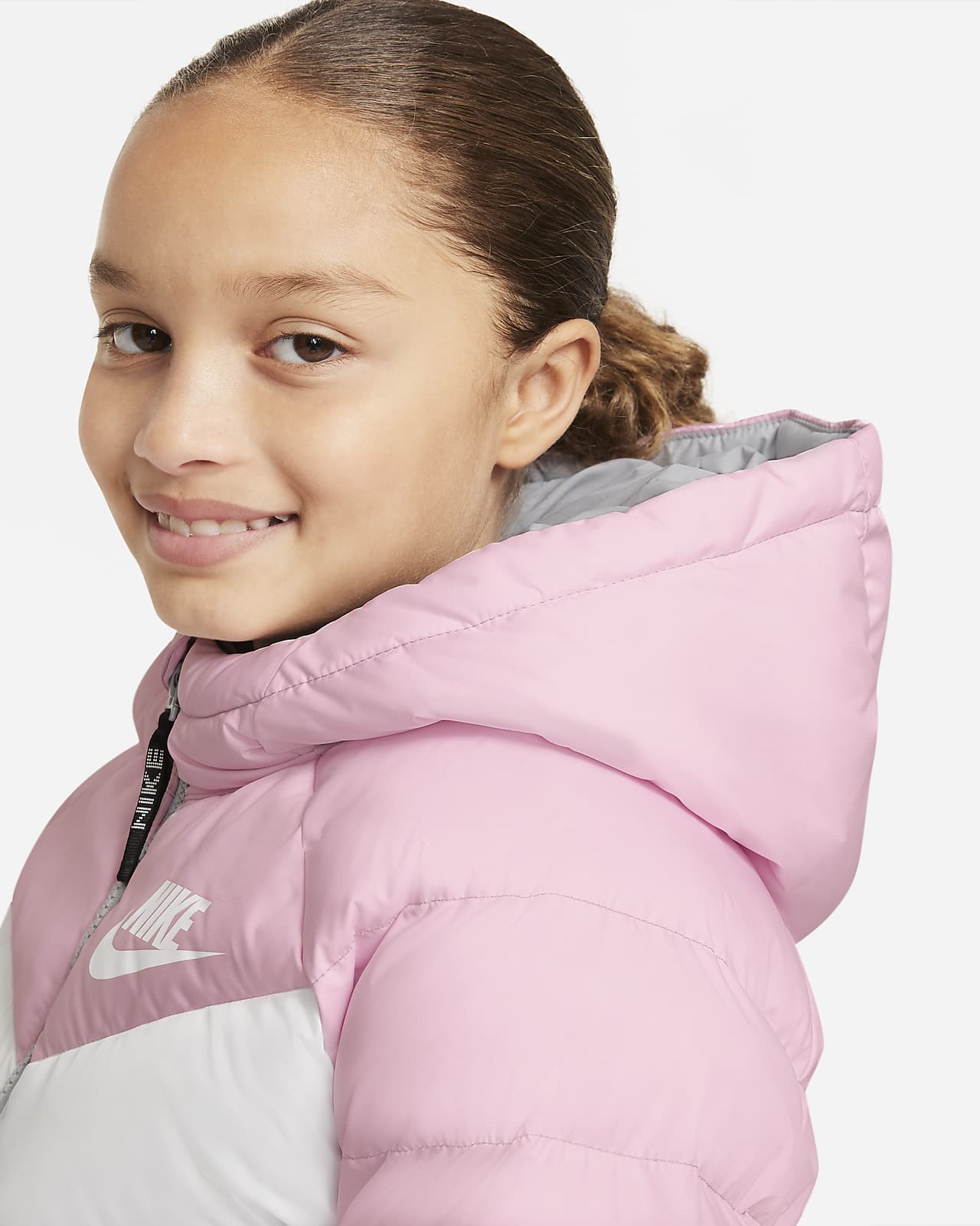 gesprek kant evolutie Nike Sportswear Big Kids' (Girls') Synthetic Fill Hooded Jacket. Nike.com
