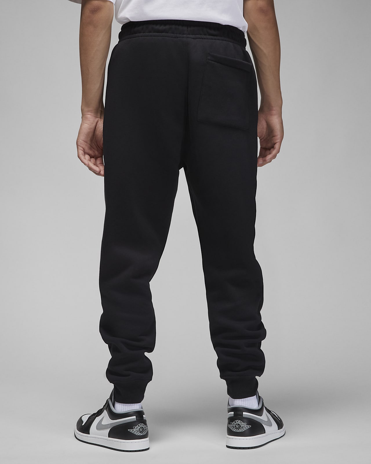 Jordan Essential Men's Fleece Trousers. Nike BG