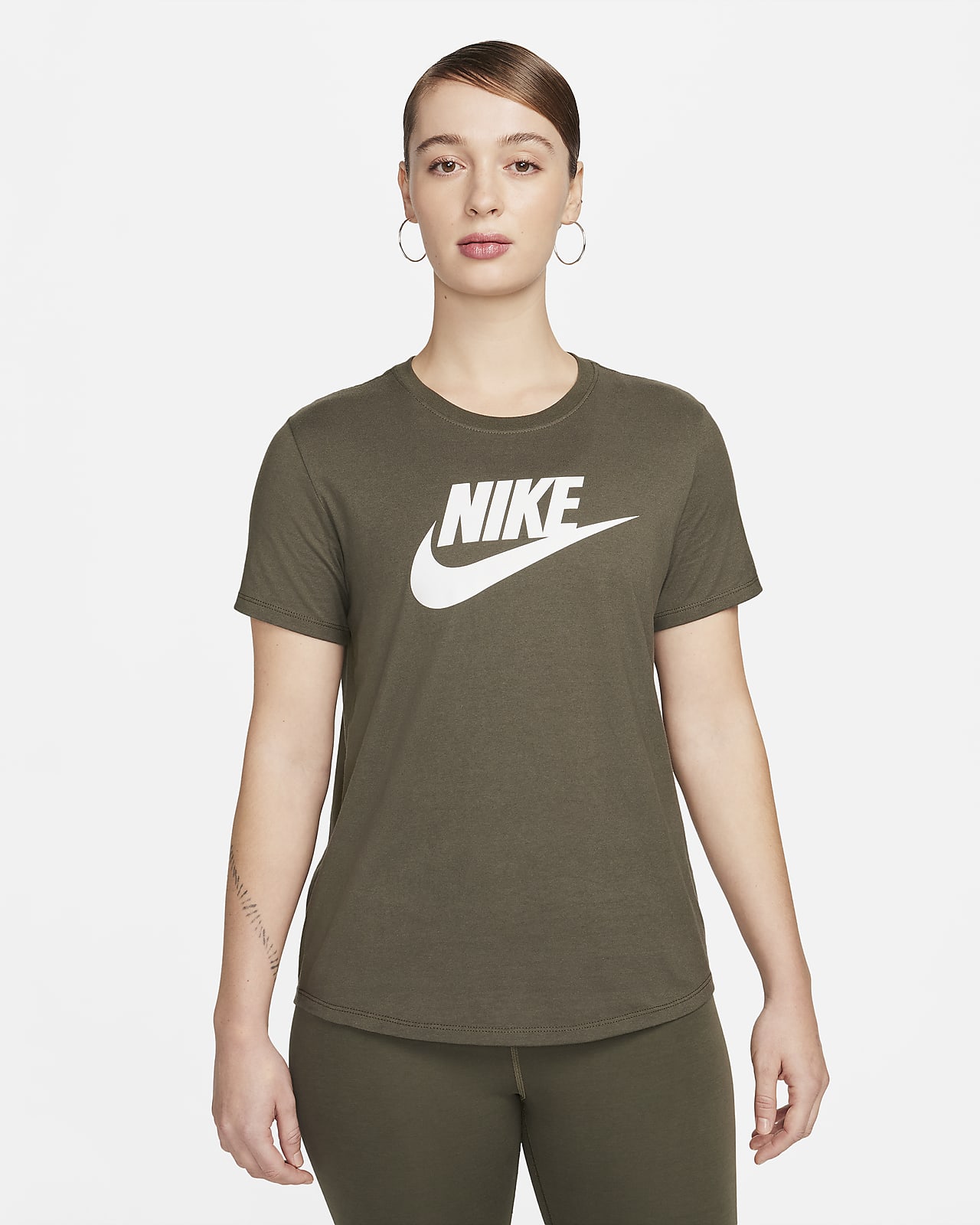 Nike Sportswear Essential Women's Graphic T-Shirt