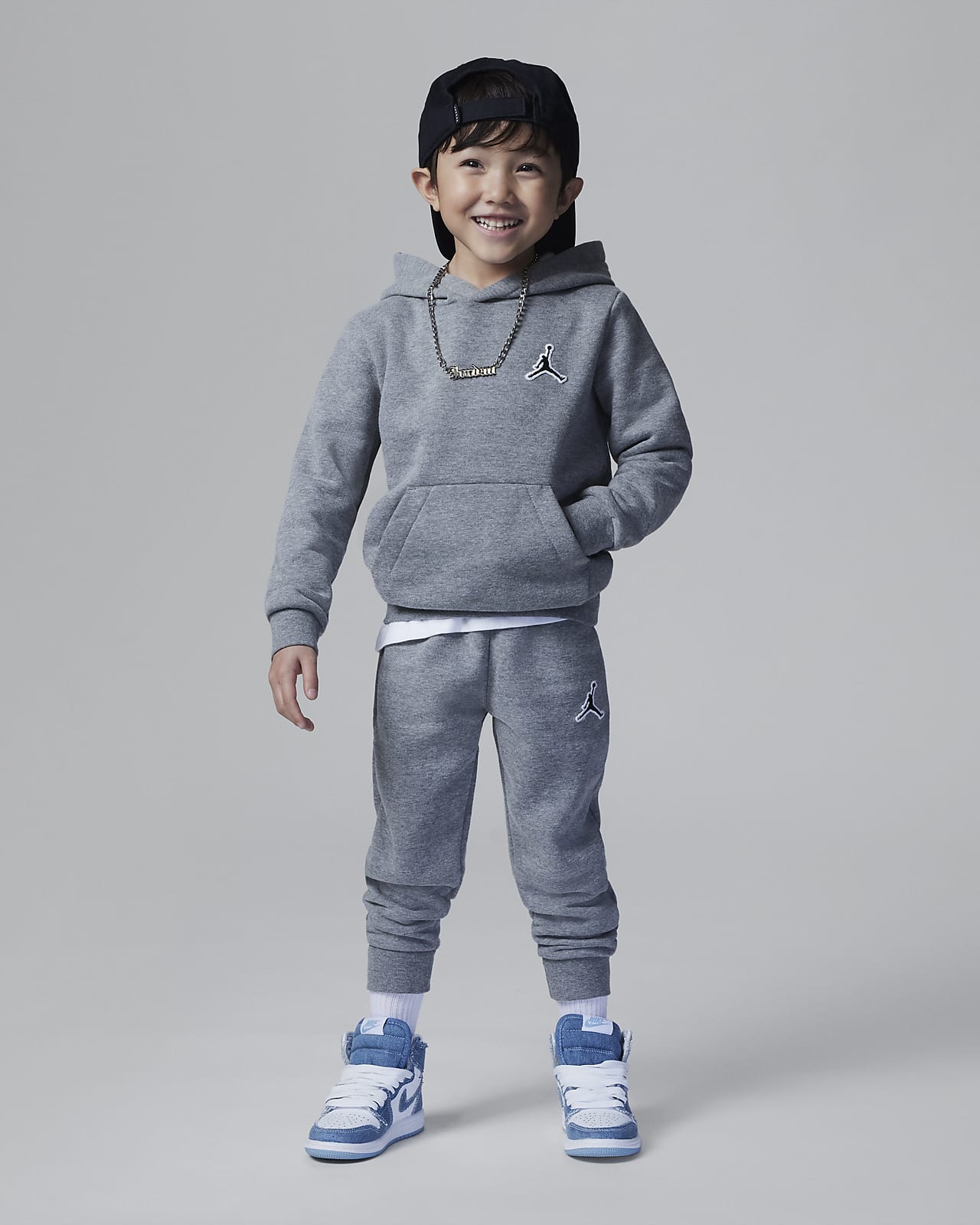 Jordan Toddler Hoodie and Trousers Set. Nike GB