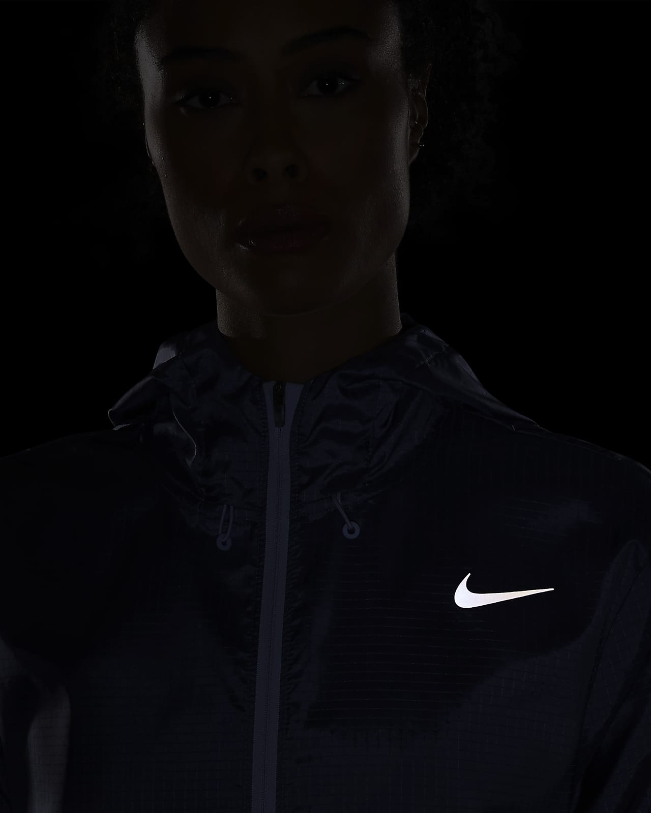 nike women's essential flash running jacket