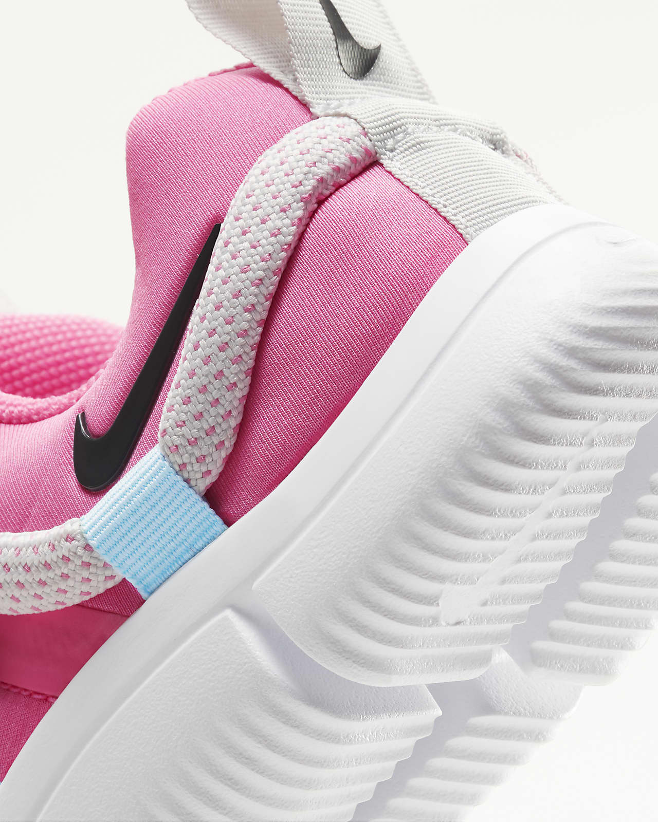 little kids nike sneakers