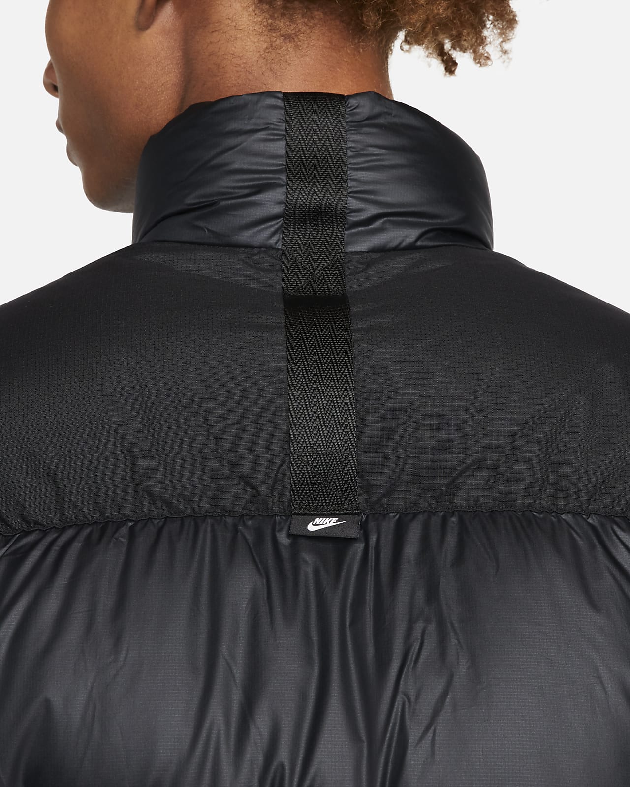 Nike Sportswear Therma-FIT Chaqueta acolchada repelente al agua - Hombre.  Nike ES