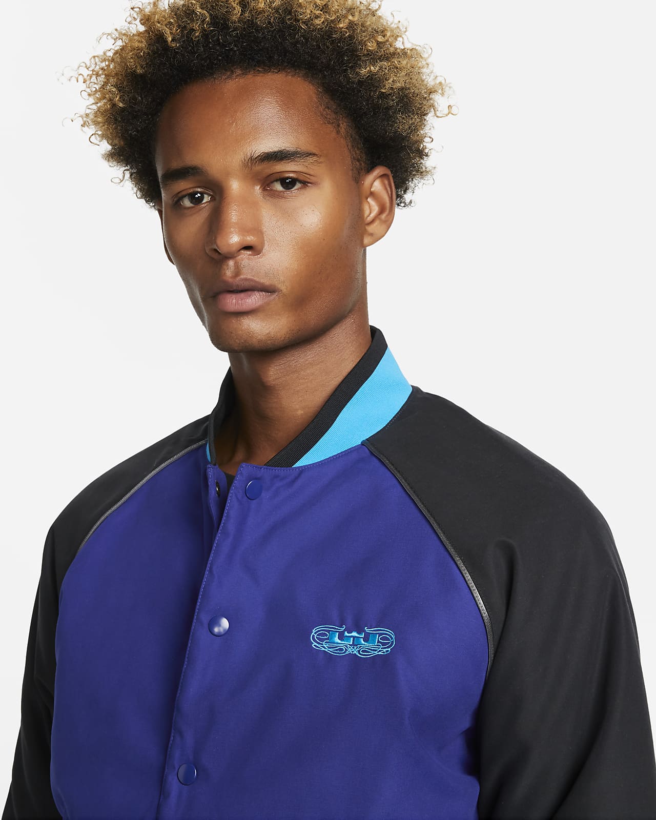 LeBron Protect Men's Basketball Jacket. Nike SA