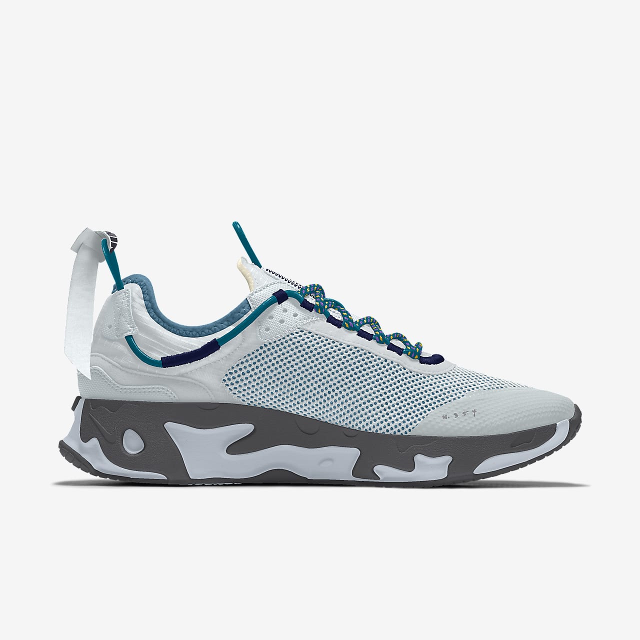 nike react live running