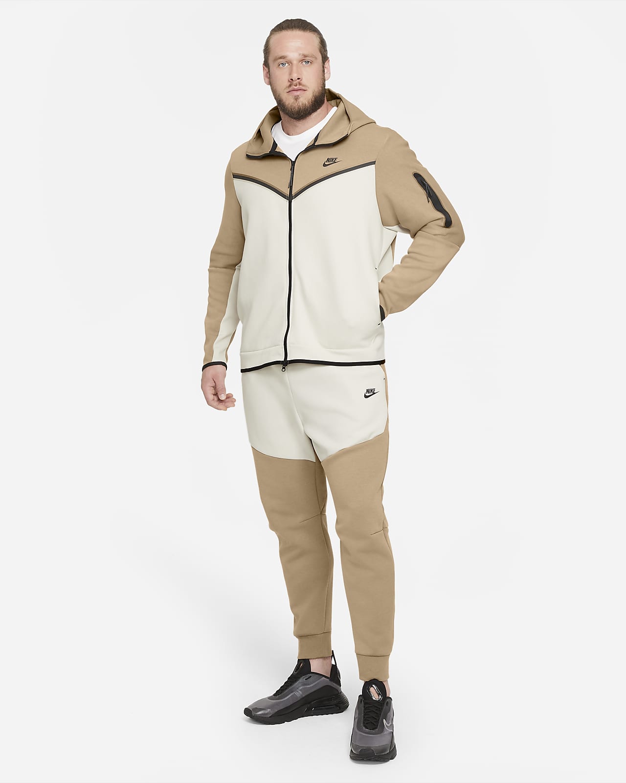 nike tech fleece beige