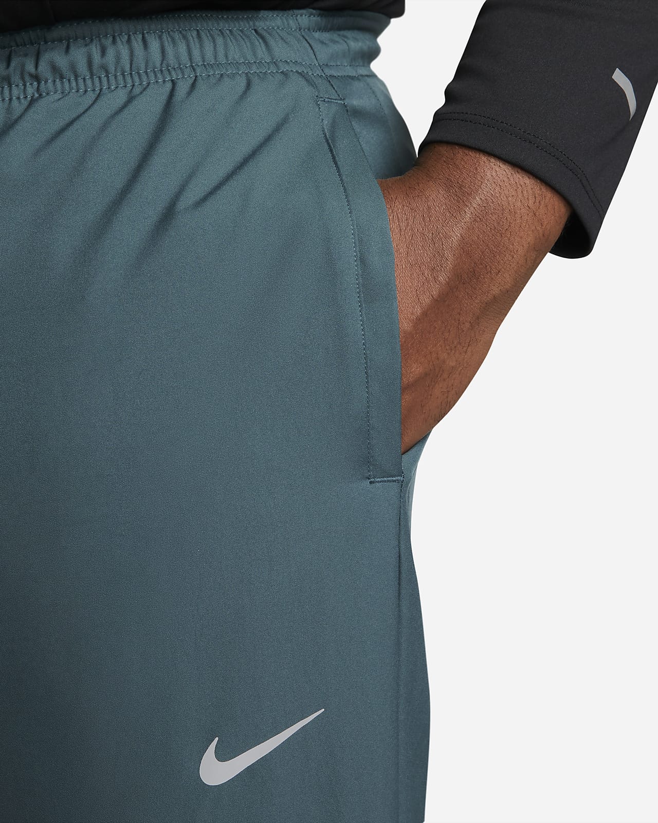 Nike SB Essentials Track Pants (cargo khaki/black)