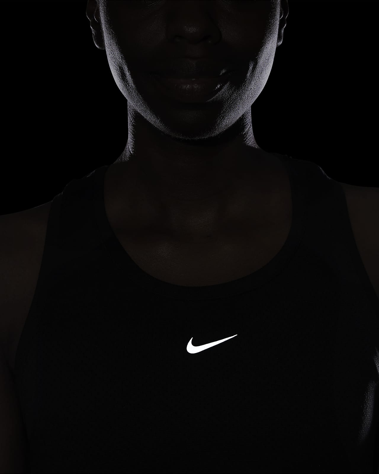 Nike Dri-FIT ADV Aura Camiseta tirantes de ajuste entallado - Mujer. Nike ES