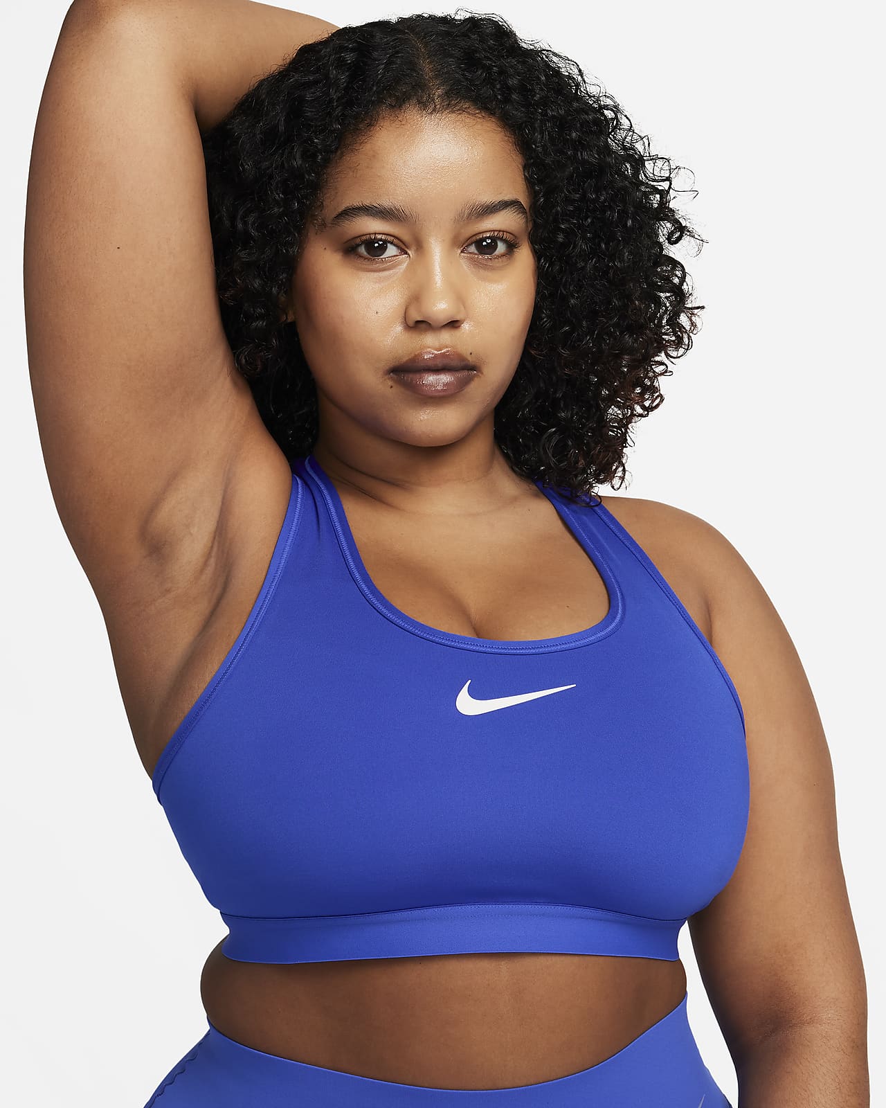 Justerbar Nike Swoosh-sports-bh med indlæg og kraftig støtte til kvinder