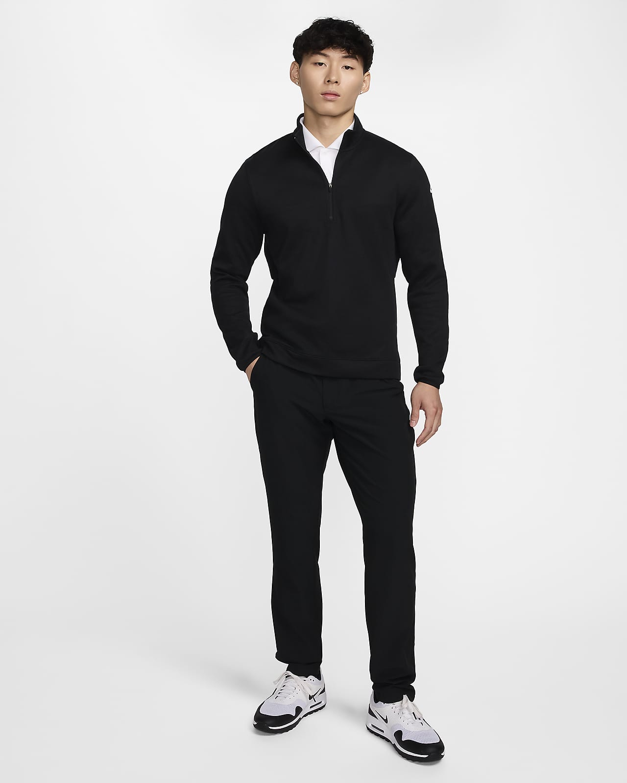 【ナイキ公式】ツアー メンズ 1/2ジップ ゴルフトップ ブラック メンズ S Nike TOUR Men's 1/2-Zip GOLF TOP