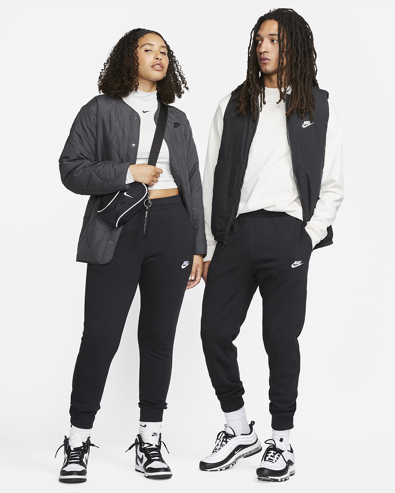 outfit idea for nike cargo sweatpants!! omg this is so cuteee