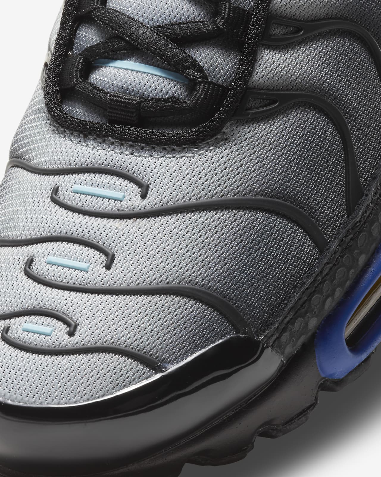 nike air max plus men's grey