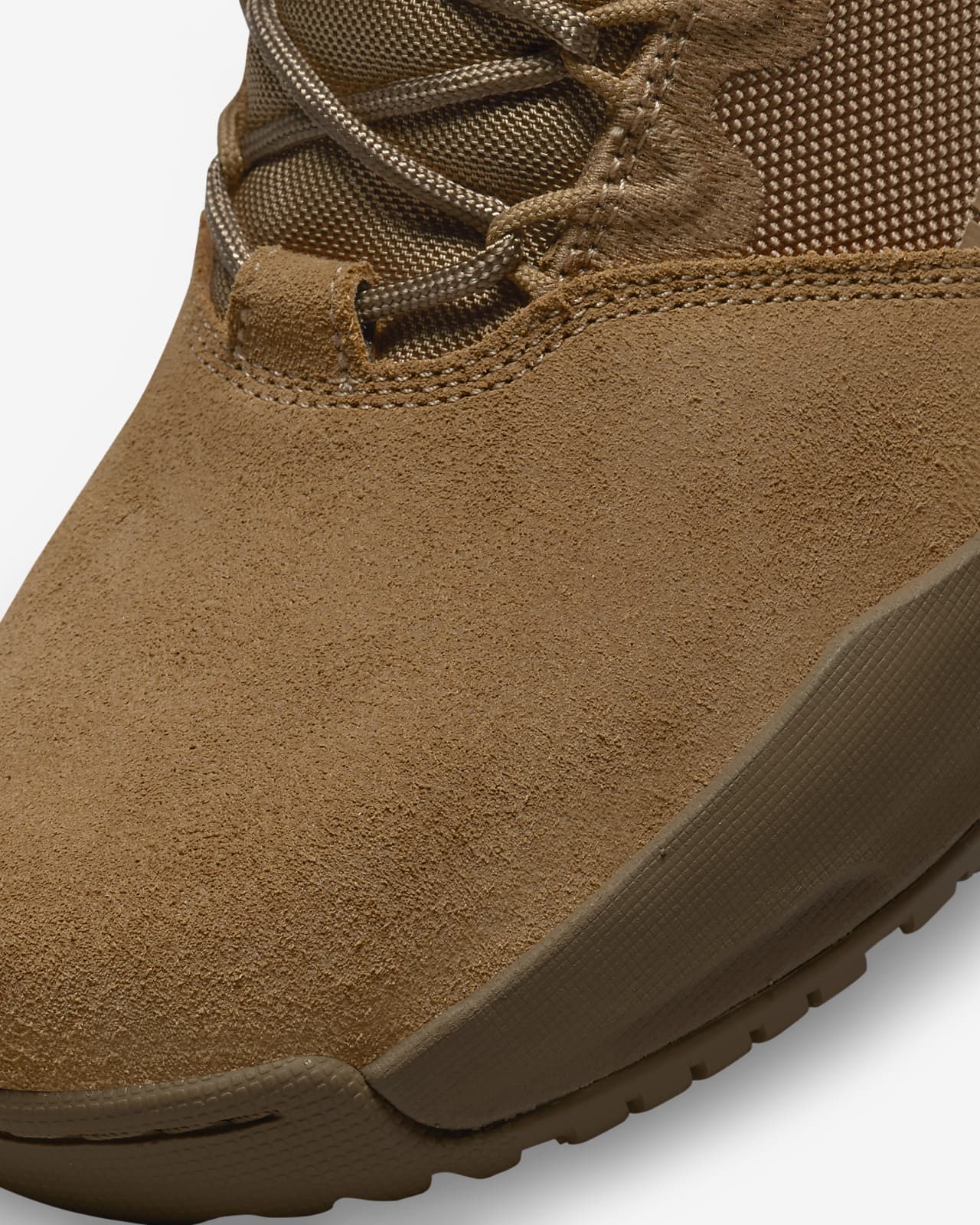 Coyote tan deals nike boots