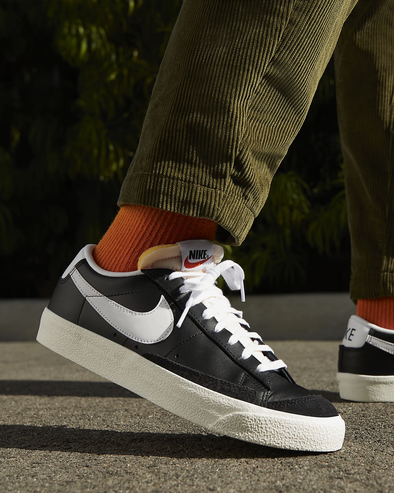 premium nike blazer low