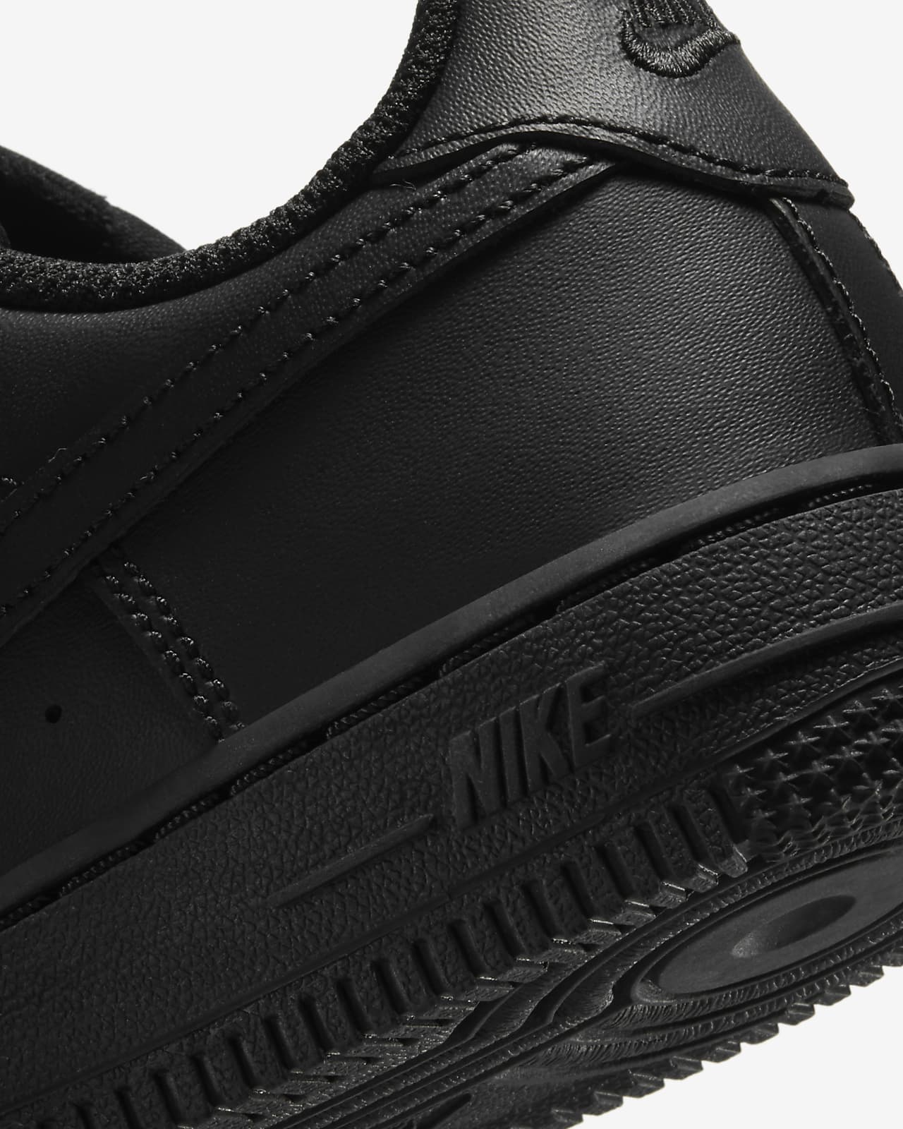 chaussure nike enfant cuir chaussure nike enfant cuir