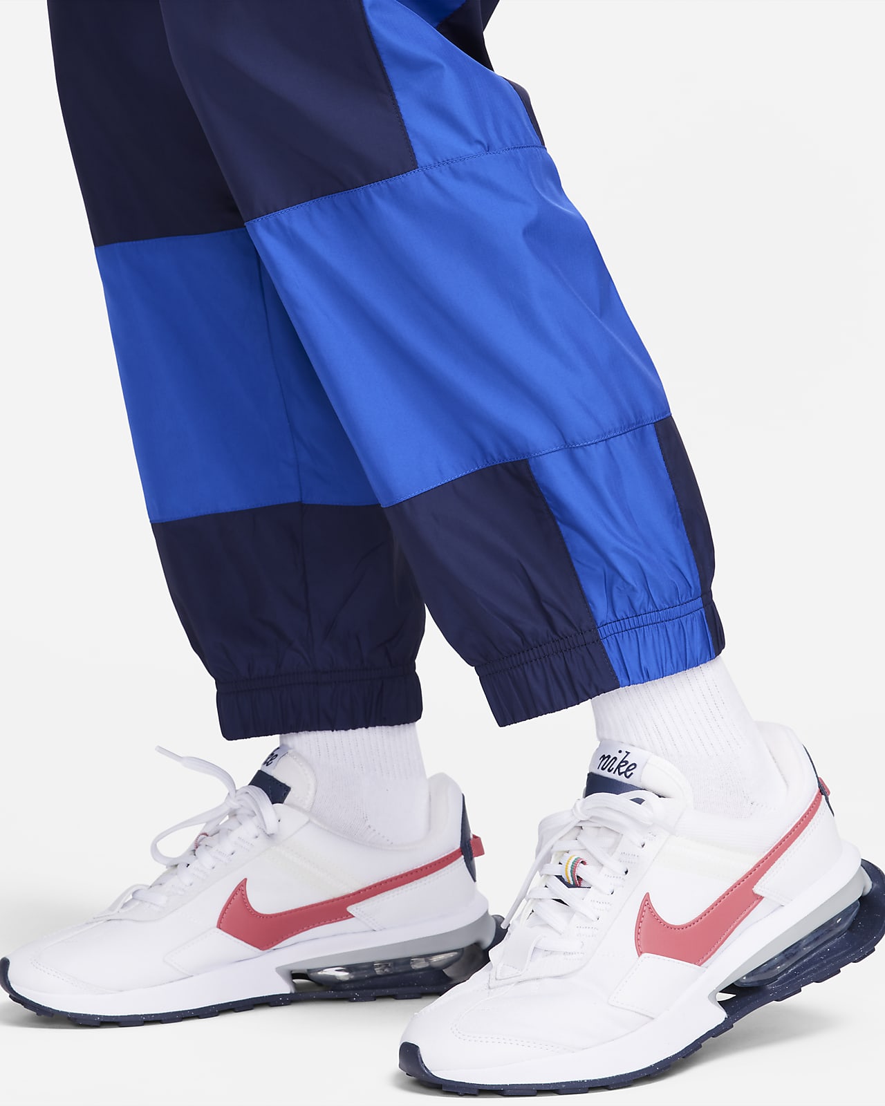 Netherlands Repel Essential Women's Nike Mid-Rise Joggers. Nike UK