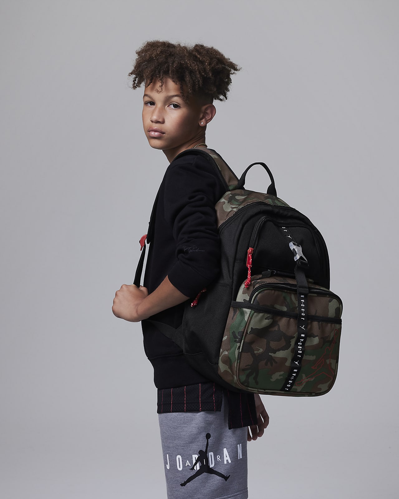 Mochila (18L) y bolsa para almuerzo para niños grandes Air Nike .com