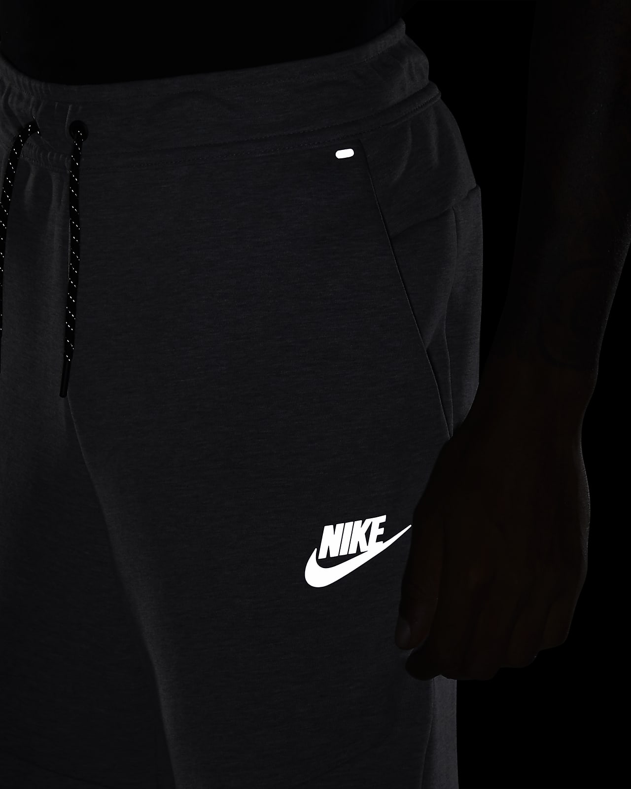 nike sportswear men's joggers black