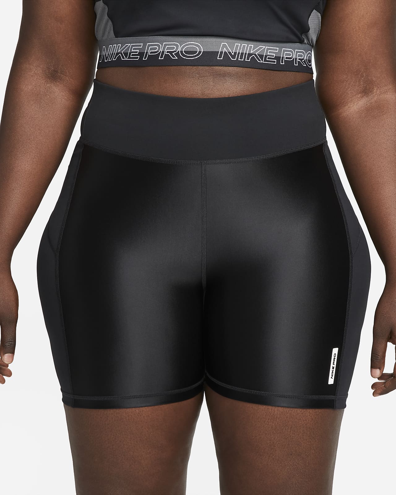 Nike Sportswear Essential Women's Mid-Rise Bike Shorts (Plus Size
