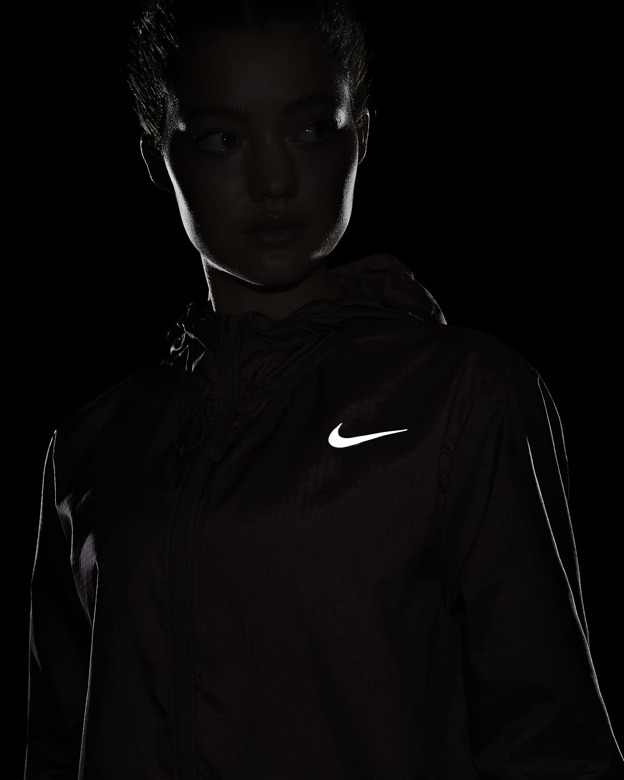 Nike Essential Women's Running Jacket. Nike NL