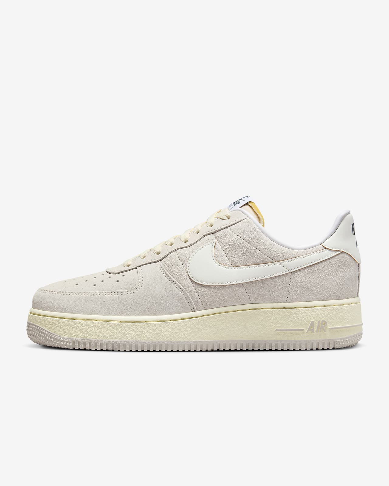 Nike Air Force 1 '07 Men's Shoes.