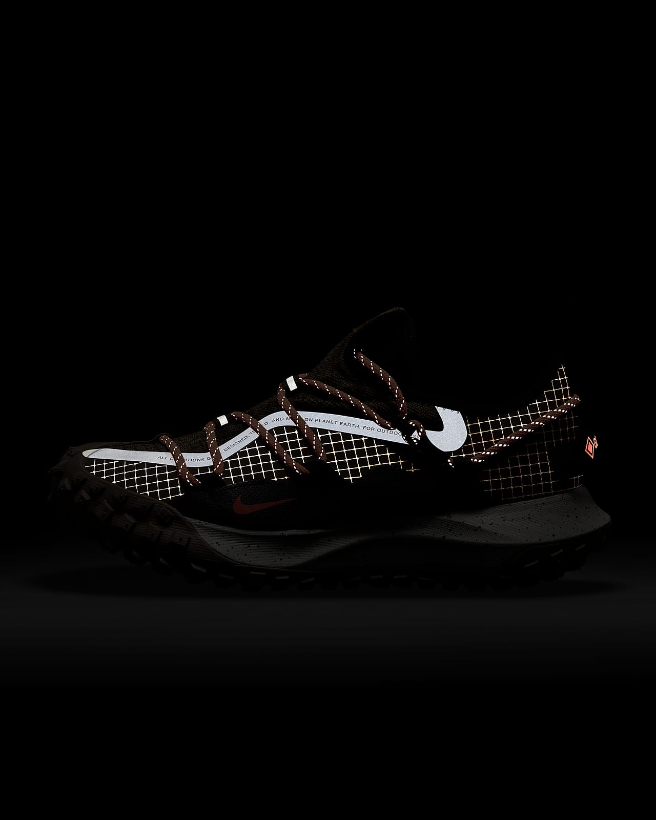 nike acg gore tex mountain