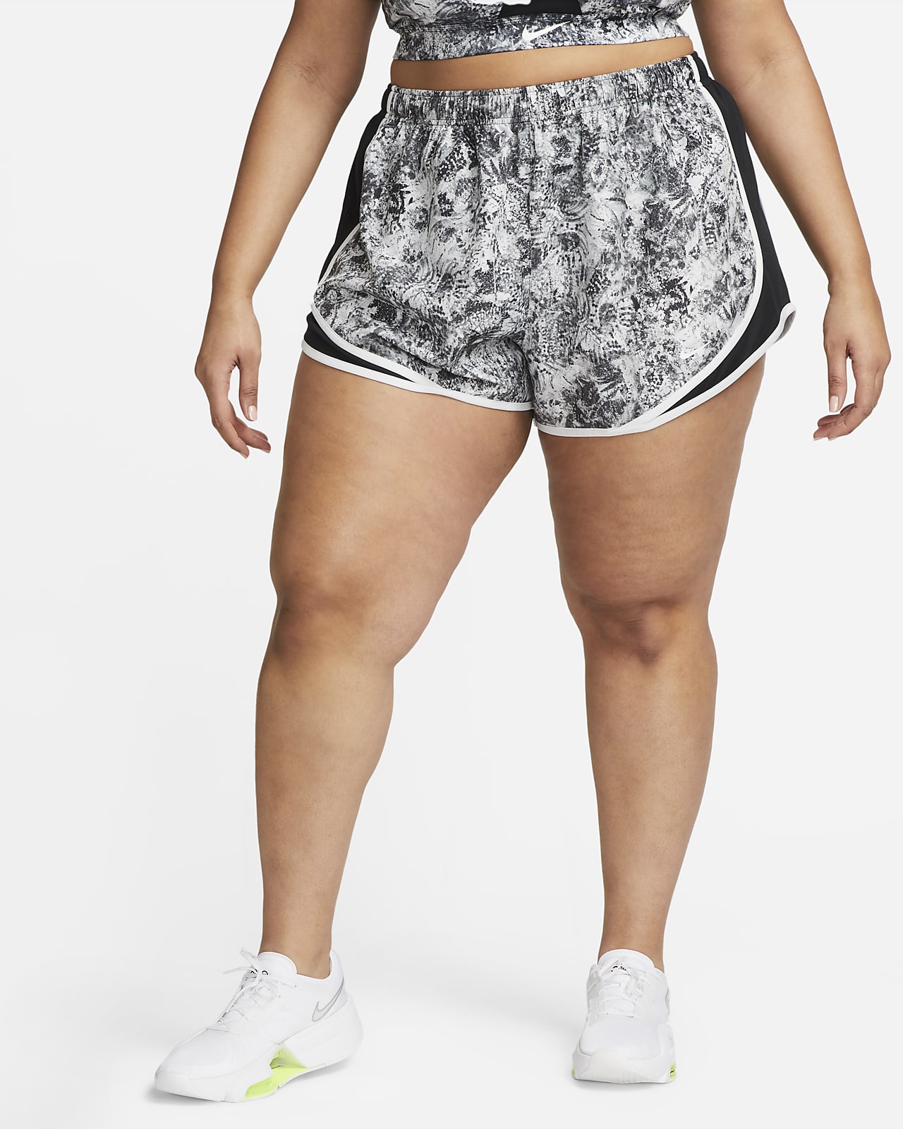 Hacia Desilusión Elección Shorts de running estampados para mujer de talla grande Nike Dri-FIT Tempo.  Nike.com